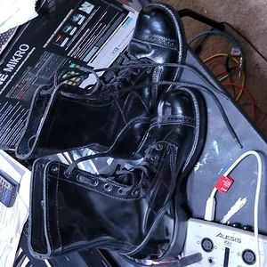 Corcoran jump boots. Female size 7